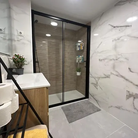 Habitaciones Bilbao Більбао