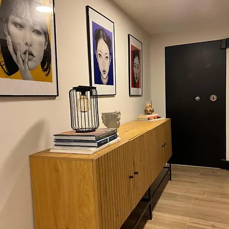 Habitaciones Bilbao Проживання в сім'ї